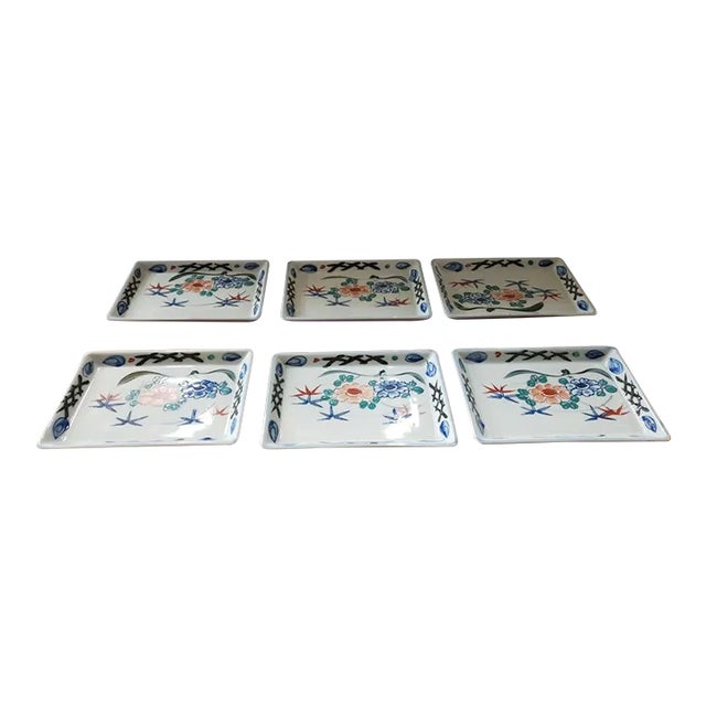 Set of 6 Circa 1920 Japanese Kakiemon Porcelain Floral/Bird Motif Sushi Plates For Sale