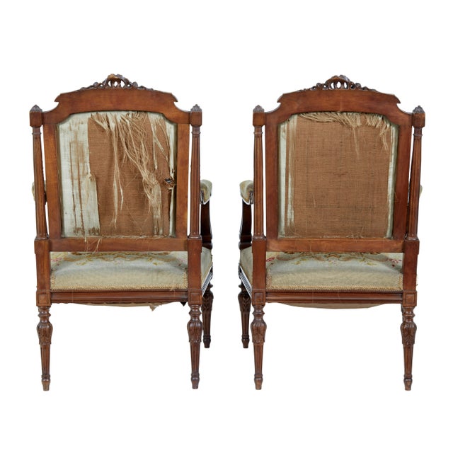 Set of 19th Century French Carved Walnut Tapestry Armchairs, 1870 For Sale - Image 6 of 9