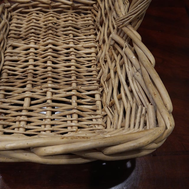 Mid 20th Century Vintage Large French Natural Hand Woven Wicker Basket For Sale - Image 4 of 18