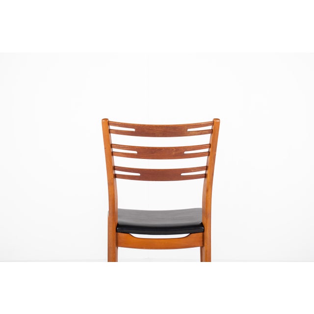 This is a beautiful and complete set of six dining chairs, model 210, made by Farstrup in Denmark in the 1960s. Farstrup...