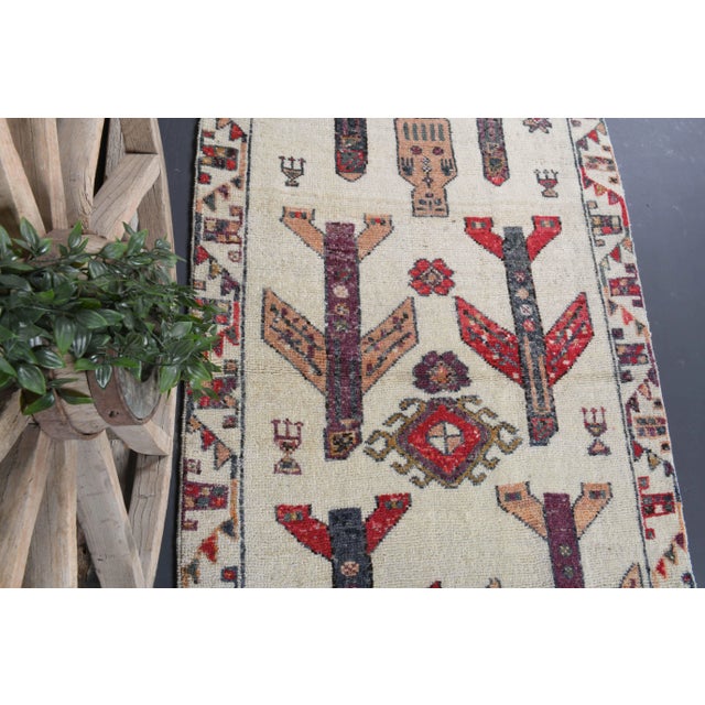 Vintage Turkish Oushak Handmade Wool Cotton White Runner Rug For Sale - Image 4 of 9