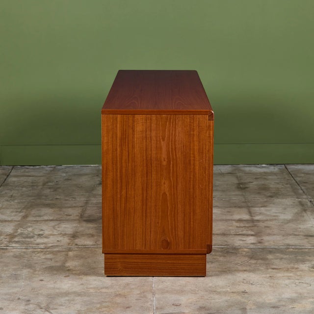 Brown Six Drawer Teak Dresser by Nils Jonsson for Tørring Møbelfabrik For Sale - Image 8 of 17