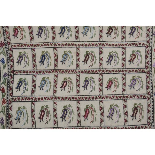 Vintage Aubusson Tulip Motif Kilim Rug For Sale In Philadelphia - Image 6 of 13