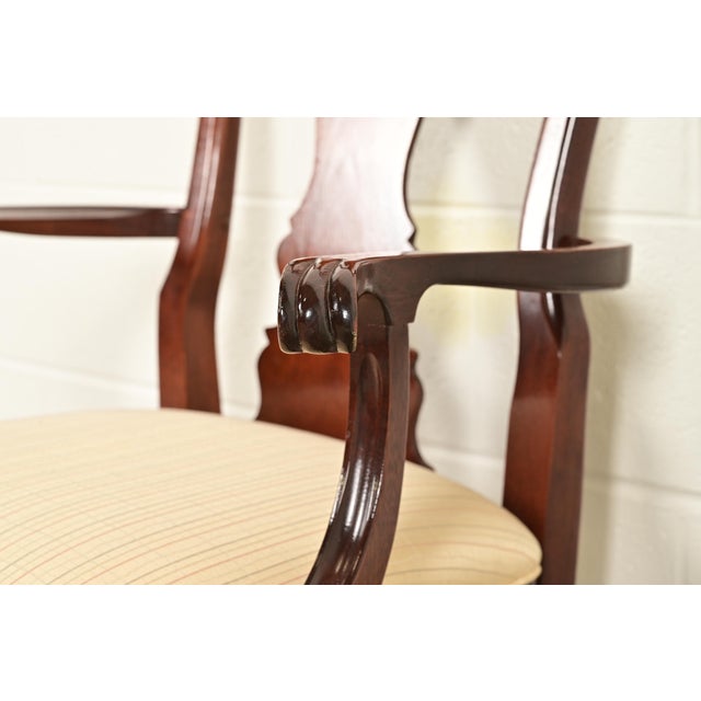 Brown Thomasville Queen Anne Carved Solid Mahogany Dining Chairs, Set of Eight For Sale - Image 8 of 15