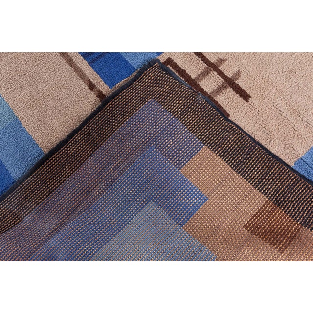 Art Deco Doris Leslie Blau Vintage French Art Deco Geometric Warm Tan Hand-Knotted Rug For Sale - Image 3 of 9
