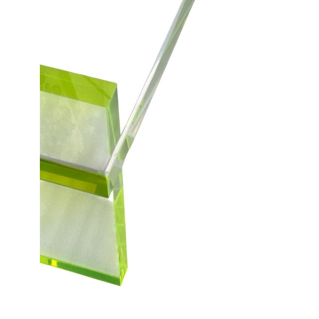 Pair of Modern Lucite Benches by Pegaso Gallery Design, Fluorescent Green Details. For Sale In Los Angeles - Image 6 of 6
