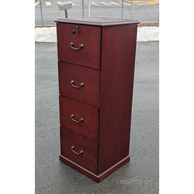 Mid-Century Modern Vintage 4 Drawer Vertical Locking Filing Cabinet W/ Key For Sale - Image 3 of 8
