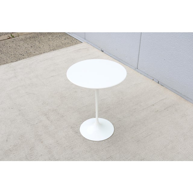 Metal Mid-Century Modern Eero Saarinen for Knoll 16" Round White Tulip Side Table For Sale - Image 7 of 18