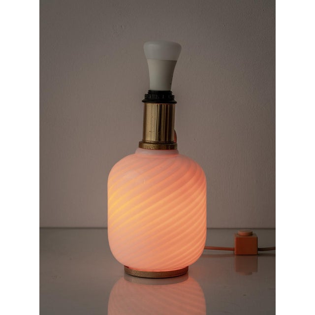 Vintage Murano Glass Opaline Spiral Table Lamps with Dual Illumination from Vetri Murano, 1960s, Set of 2 For Sale - Image 9 of 12