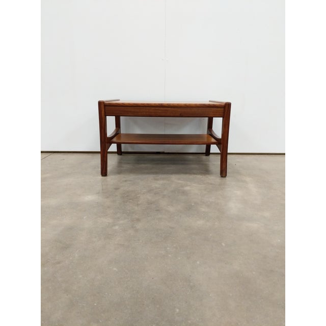 Mid-Century Modern Vintage Danish Modern Teak Side Table / Small Coffee Table For Sale - Image 3 of 6