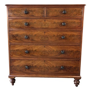 An Antique 19th Century Chest of 6 Drawers / Dresser For Sale