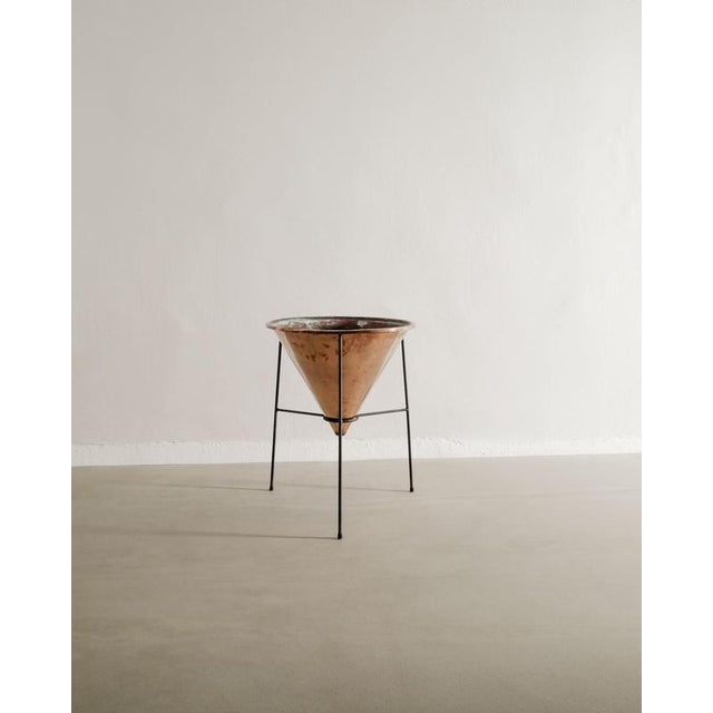 Rare Swedish mid century tripod "M-97" planter in patinated copper and black lacquered metal by Hans-Agne Jakobsson...