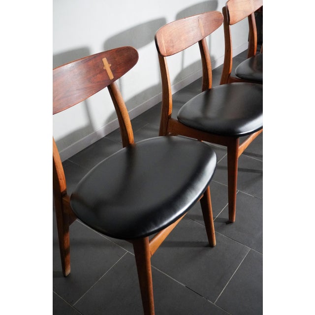 CH 30 Chairs by Hans J. Wegner for Carl Hansen & Søn, Denmark, 1960, Set of 4 For Sale - Image 13 of 18