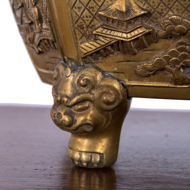 Japanese Meiji Bronze Octagonal Jardinière, 19th Century For Sale - Image 4 of 9
