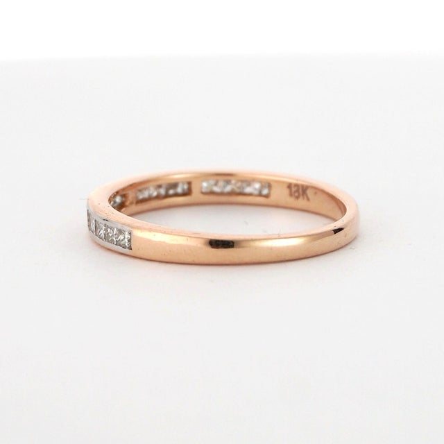 18k Gold Diamond Band Ring With 0.57ct Princess-Cut Diamonds For Sale - Image 14 of 18