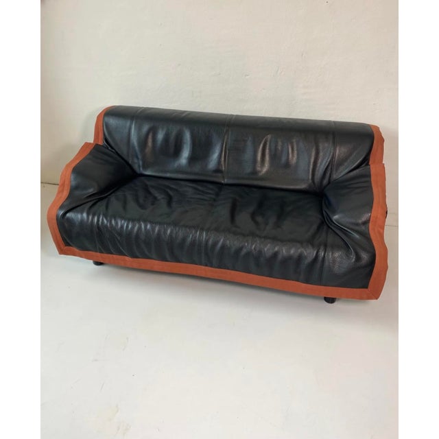 1980s Postmodern Leather Sindbad Sofa by Vico Magistretti for Cassina, 1980s For Sale - Image 5 of 8