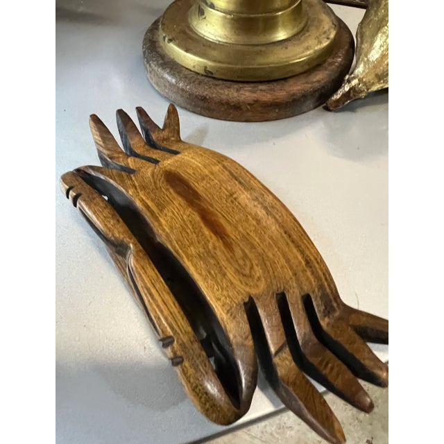 Pair of Vintage Hand Carved Crabs For Sale - Image 4 of 8