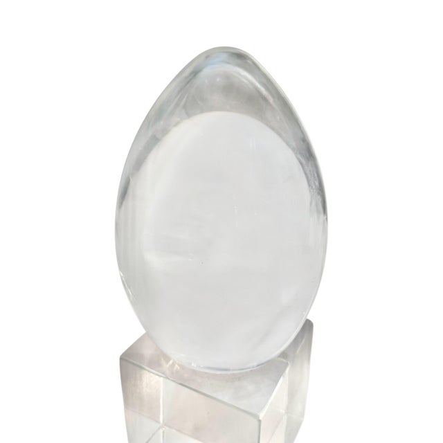 Late 20th Century Mid Century Contemporary Modern Lucite Egg Sculpture For Sale - Image 5 of 7