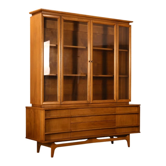 Young Manufacturing Concave Vintage Mid Century Modern China Cabinet C. 1960s, Attributed For Sale