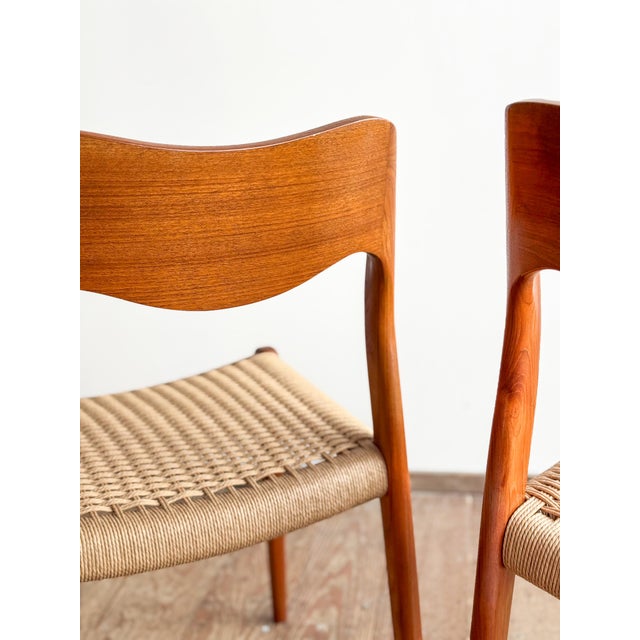 Contemporary Dining Room Chairs by Niels O. Møller, Set of 4 For Sale - Image 3 of 17