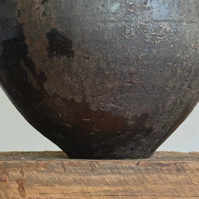 Antique 17th Century Chinese Dark Glazed Stoneware Jar (Shiwan Kilns) For Sale - Image 10 of 12