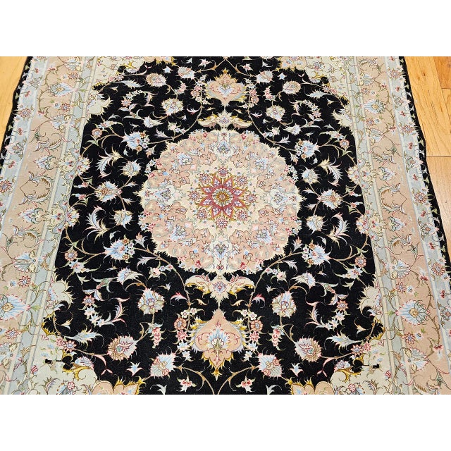 Fine Tabriz Rug, Hand-Knotted Wool & Silk, Floral Pattern, Black & Ivory, 7x10 For Sale - Image 14 of 18