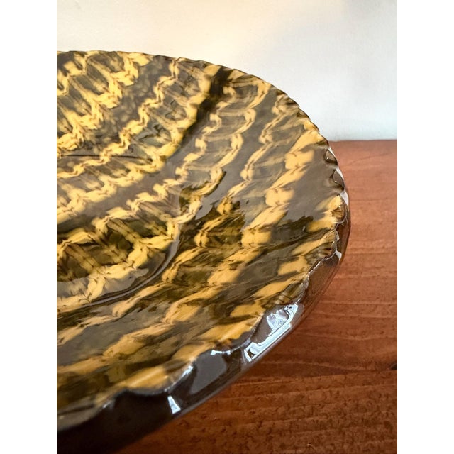 French Slipware Earthenware Bowl From La Tuile a Loup Jaspe Aptware Savoyard Pottery For Sale - Image 4 of 7