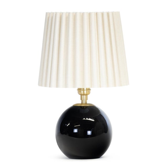 Giorgio Black Glass Mini Lamp, Natural Brass with Oyster Wave Pleat Shade For Sale - Image 4 of 4