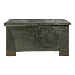 Antique Arts & Crafts Hammered Metal Storage Box With Décorative Side Handles and Details For Sale