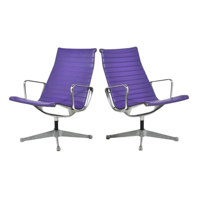 Eames Aluminum Group Lounge Chairs by Herman Miller (Pair in Purple) For Sale