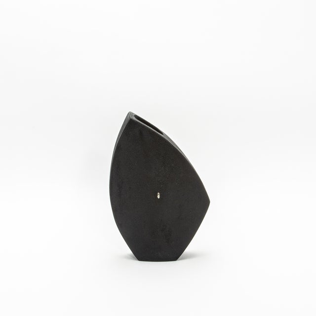 2020s Modern Shagreen Vase by R&y Augousti For Sale - Image 5 of 9