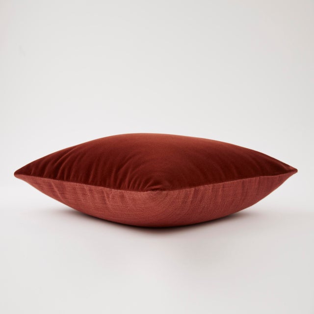 Our cotton velvet pillows are a harmonious blend of classic elegance and modern allure. Revel in the super soft touch and...