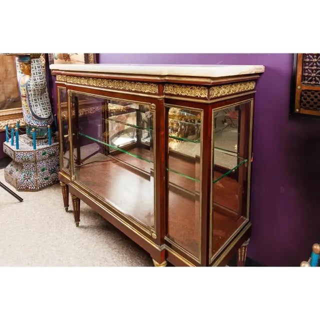 French Quality French Ormolu-Mounted Vitrine Commode Cabinet, C. 1880 For Sale - Image 3 of 12