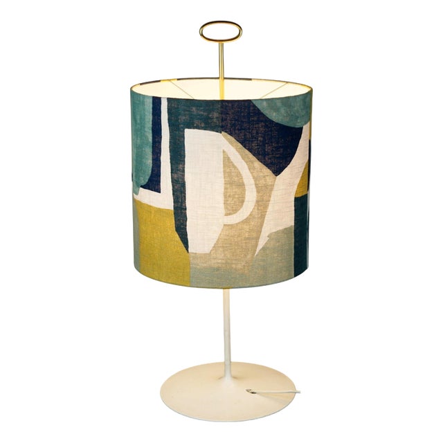 Mid-Century Austrian White Lacquer and Brass Table Lamp attributed to J. T. Kalmar, 1960s For Sale