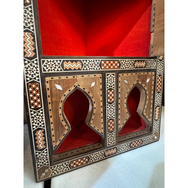 Wood Vintage Marquetry Wood Inlay Corner Style Decor Shelf, 2 Pieces For Sale - Image 7 of 9