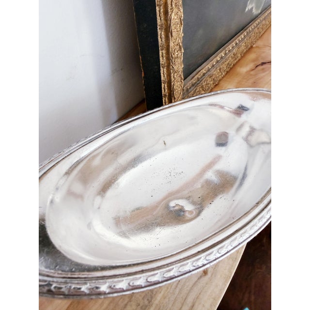 A lovely vintage circa 1929 heavy silver plated 8oz serving bowl from the famous Delmonico’s restaurant in New York City!...