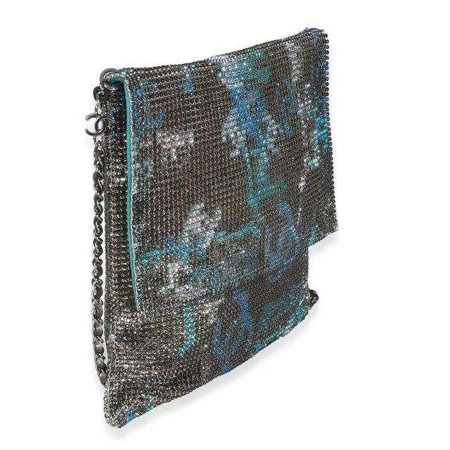 Traditional Silver Blue Graffiti CC Chainmail Flap Bag For Sale - Image 3 of 9