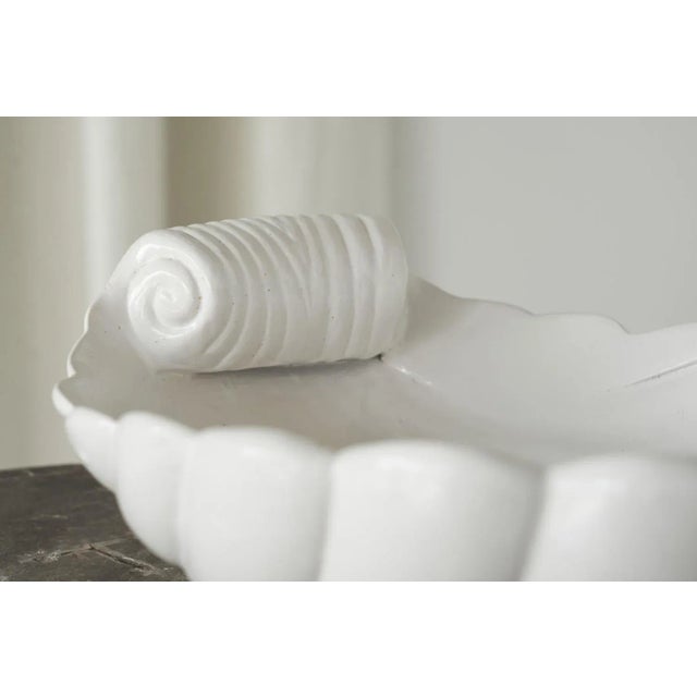 1940s Large Mid-Century Shell Shaped Ceramic Bowl, 1940s For Sale - Image 5 of 11