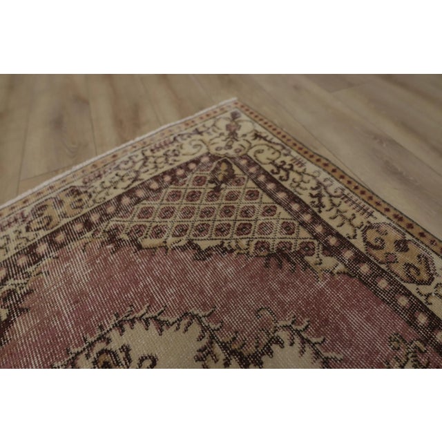 1970s Turkish Floral Desing Oushak Accent Rug For Sale - Image 11 of 13