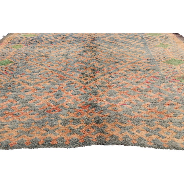 Berber Tribes of Morocco Vintage Talsint Moroccan Rug, 05'08 X 11'02 For Sale - Image 4 of 10