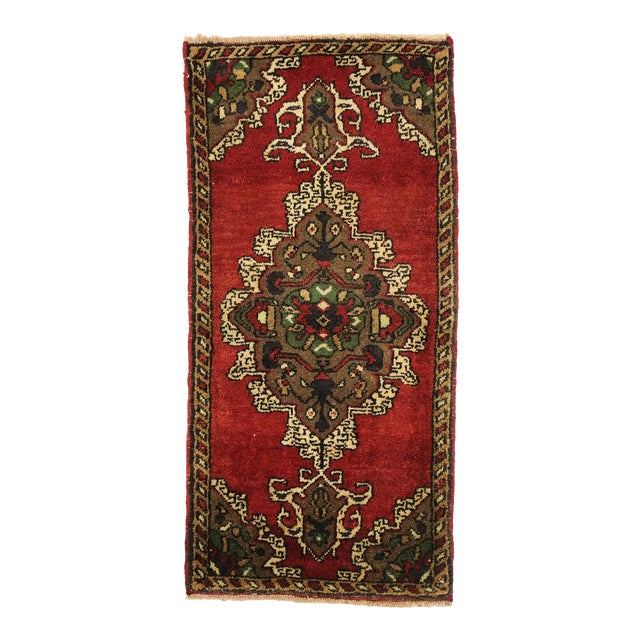 Vintage Turkish Yastik Rug - 01'09 X 03'06 For Sale