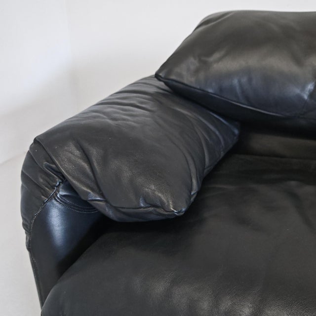 Maralunga Armchairs in Black Leather, 1980s, Set of 2 For Sale - Image 16 of 18