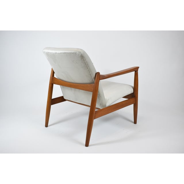 Vintage Beige Fabric Armchair by E. Homma, 1960s For Sale - Image 4 of 12