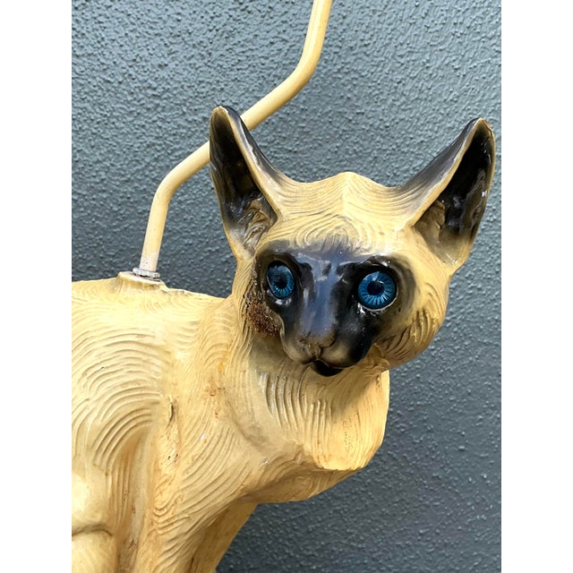 Mid 20th Century Vintage Glazed Ceramic Siamese Cat Lamp For Sale - Image 5 of 12