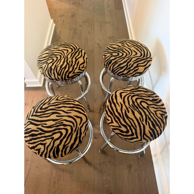 Textile Vintage Chrome Swivel Counter Stools in Tiger-Print Chenille, Set of 4 For Sale - Image 7 of 10