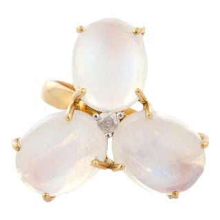Three Stone Moonstone Floral Ring Size 7 For Sale