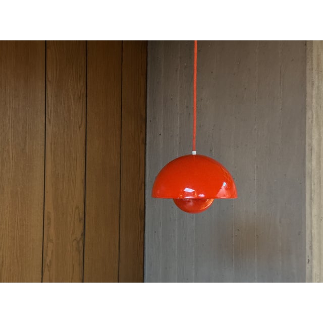 Flower Pot Pendant Lamp by Verner Panton for Louis Poulsen, Denmark, 1960s, in Very Good conditions. Designed 1960 to 1969...
