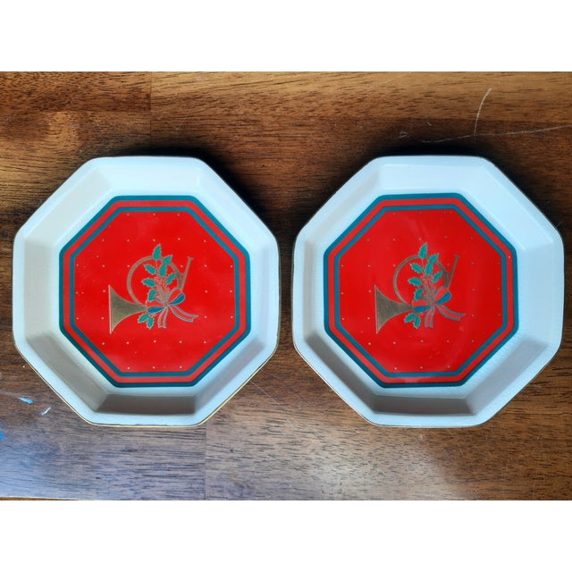 Mid 20th Century Christmas French Horn Octagon Small Dish - a Pair For Sale In Fayetteville, AR - Image 6 of 7