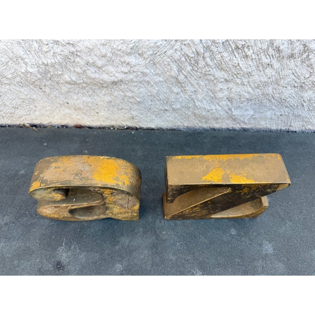 1960s Cutis Jere “A to Z” Bookends Gilt Metal Brutalist Mid Century Modern Read For Sale - Image 5 of 9