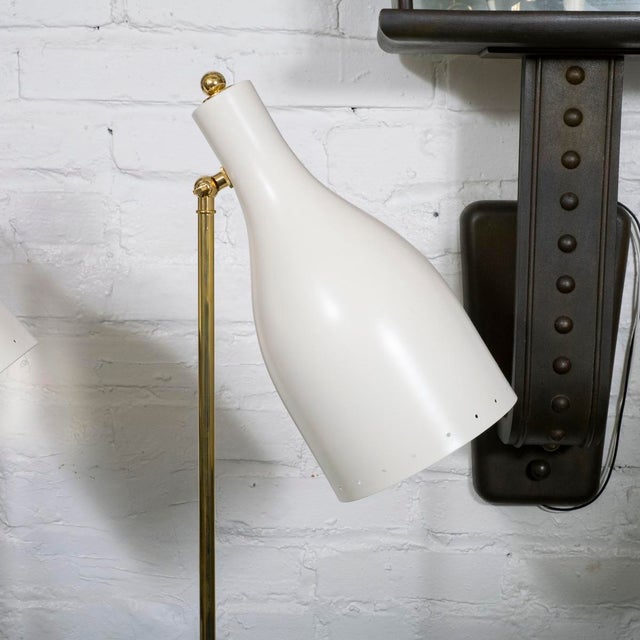 White Pair of articulated Stilnovo style table lamps For Sale - Image 8 of 11